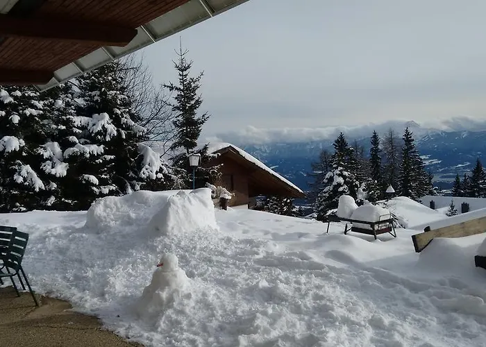 Apartament Almhaus Florian Treffen am Ossiacher See