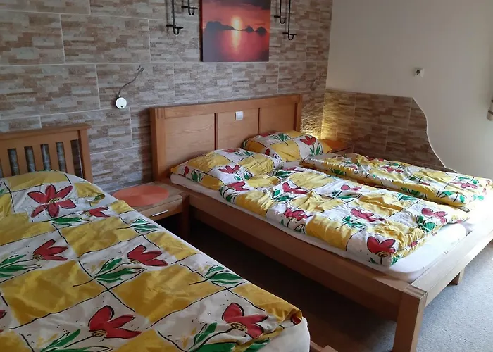 Almhaus Florian Treffen