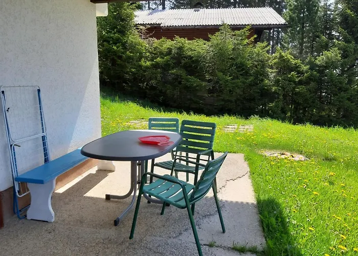 Apartament Almhaus Florian Treffen am Ossiacher See